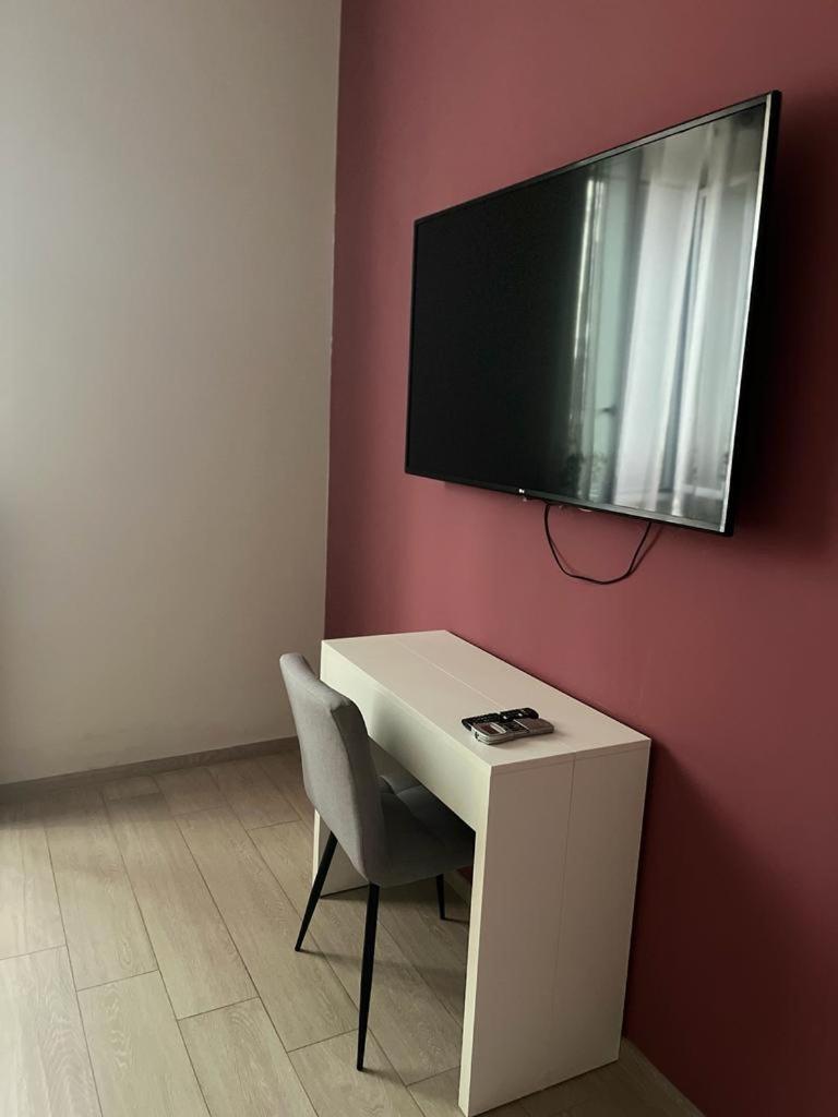 La Piazzetta Anzio Hotel Bagian luar foto